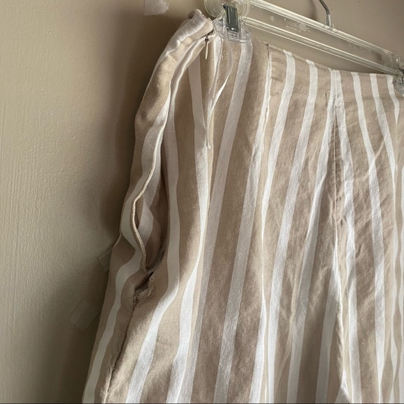 New Look high waisted wide leg pants in camel stripe - Picture 2 of 5